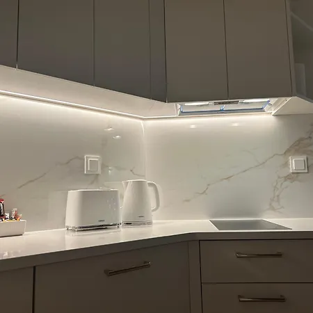 Bursztyn Апартаменты